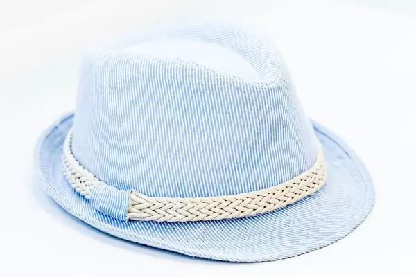 Blue hat on white background (Flip 2019)