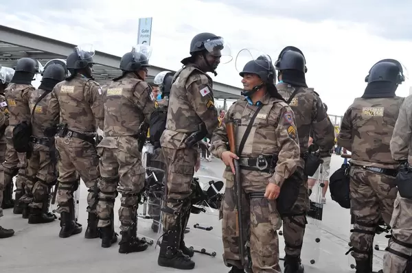 Brasilianische Soldaten - Fußball-WM 2014, Brasilien