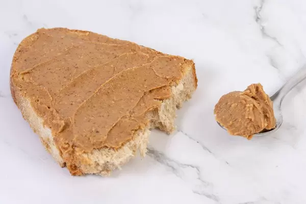 Bread with Peanuts Butter (Flip 2019)