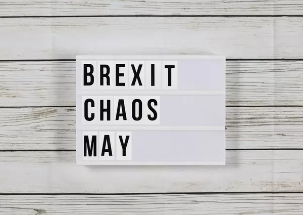 Brexit-Chaos: May stellt sich Radio-Hörer - der fordert sie zum Rücktritt auf | Politik