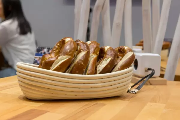 Brezeln im Brotkorb