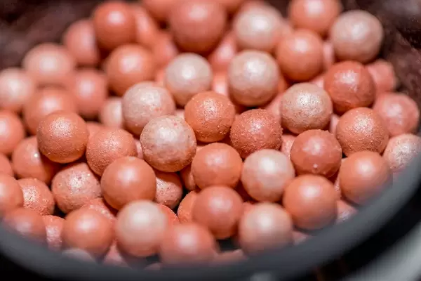 Bronze blush balls  Flip 2019