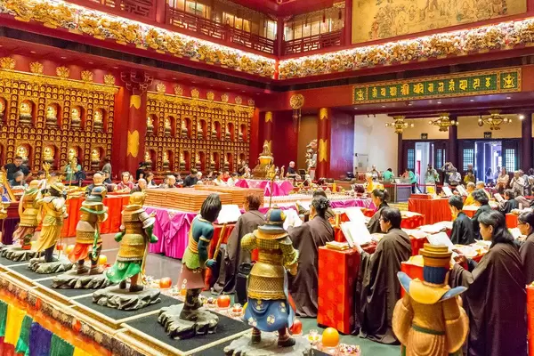 Buddha Tooth Relic Temple Indoor