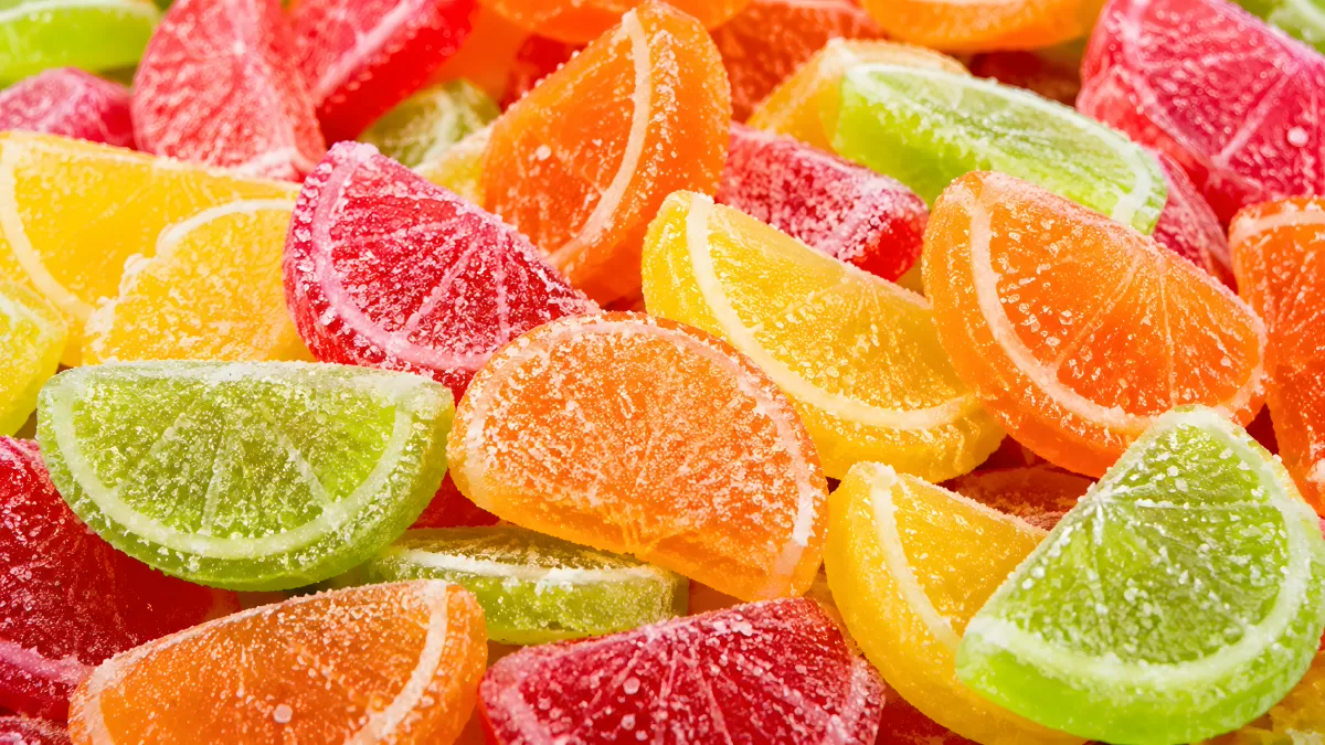 Bunte Fruchtgummi-Scheiben mit Zuckerkruste