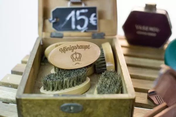 Bürsten von Königshaupt