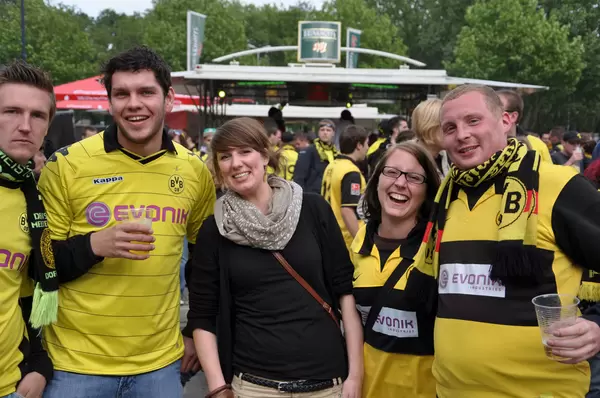 BVB Fans bei Meisterfeier