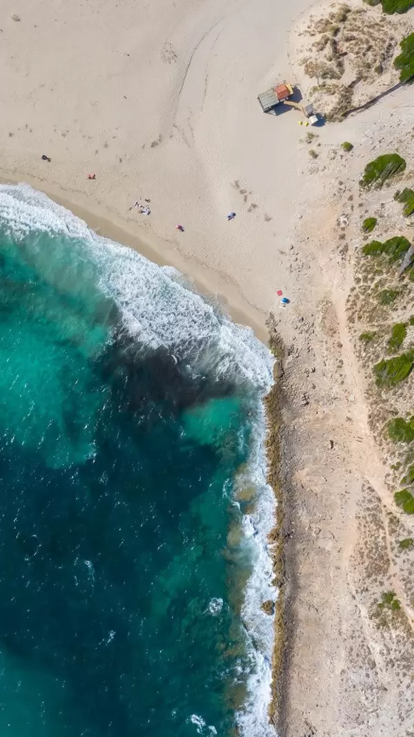 Cala Torta bei Artà an der nordöstlichen Küste Mallorcas, Spanien. Dronenaufnahme