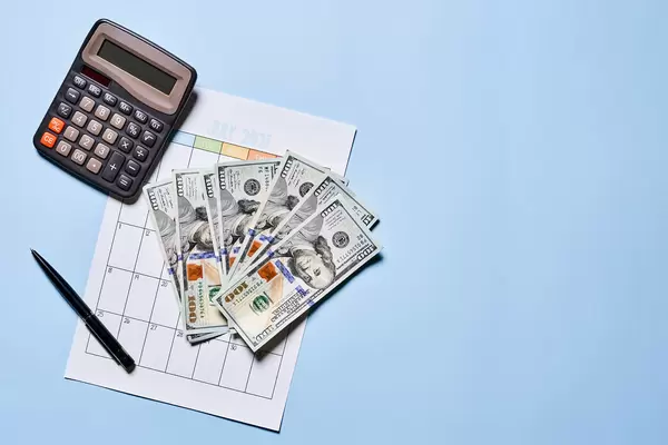 Calculating monthly incomes from investments