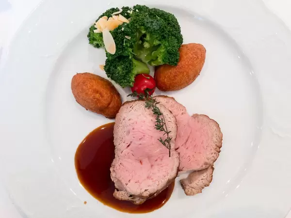 Calf with Potato and Broccoli