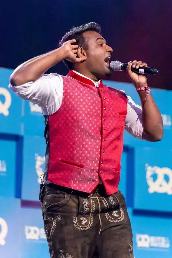 Can't hear you: Daniel Ramamoorthy is opening Bits & Pretzels 2017 Day 2