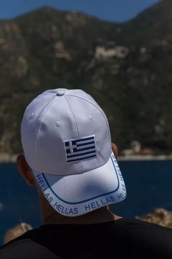 Cap with Greek flag and hellas written on it