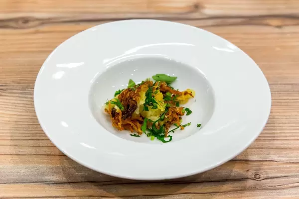 Caramelized onions and mashed potatoes