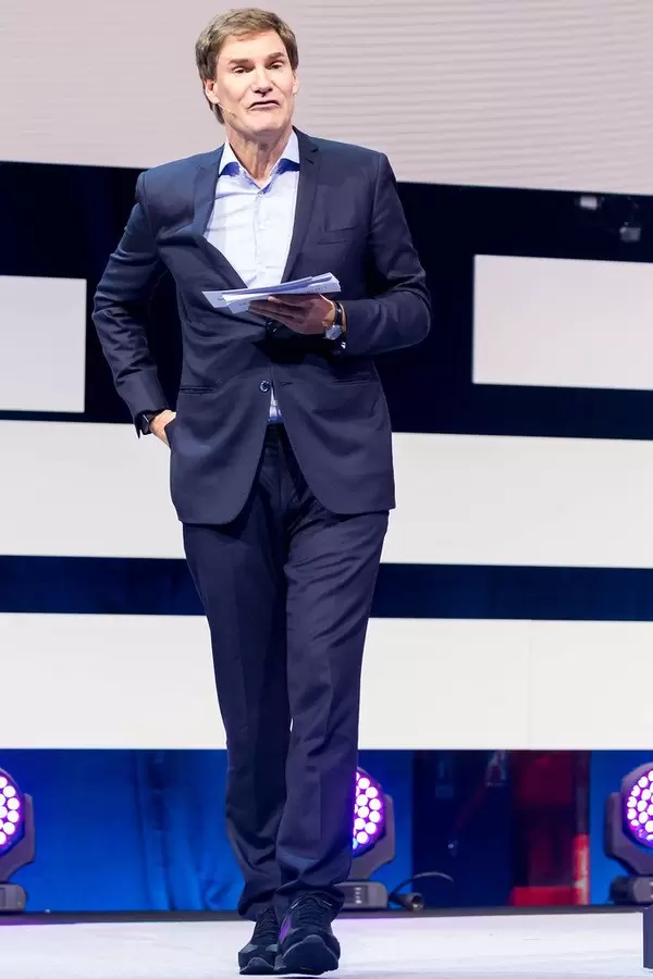 Carsten Maschmeyer as an important public investor in Germany held a speech at Digital X convention in Cologne