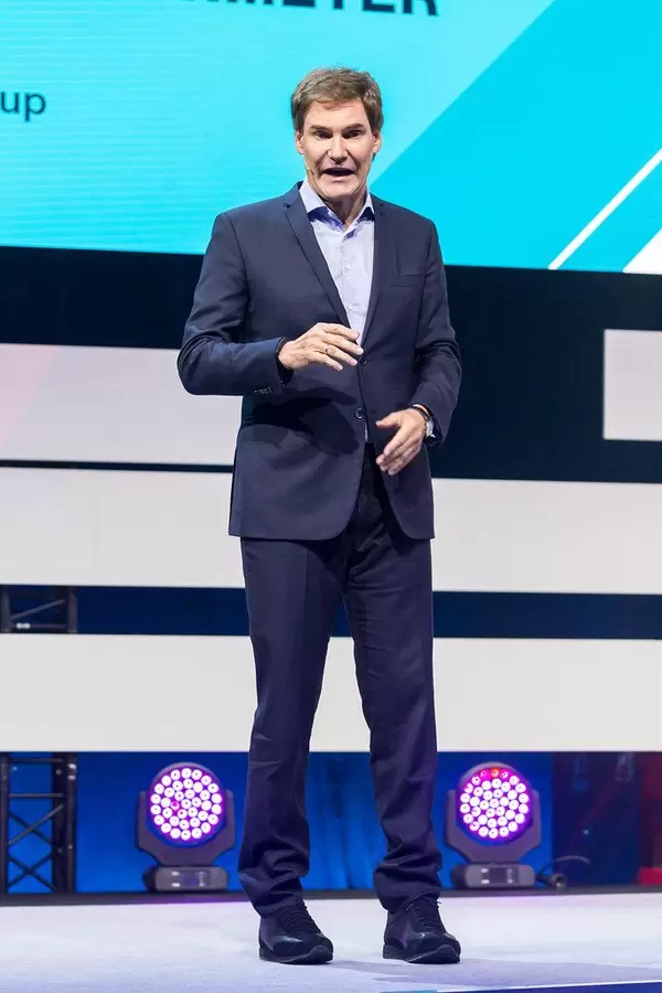 Carsten Maschmeyer talk at Digital X in Cologne 2019