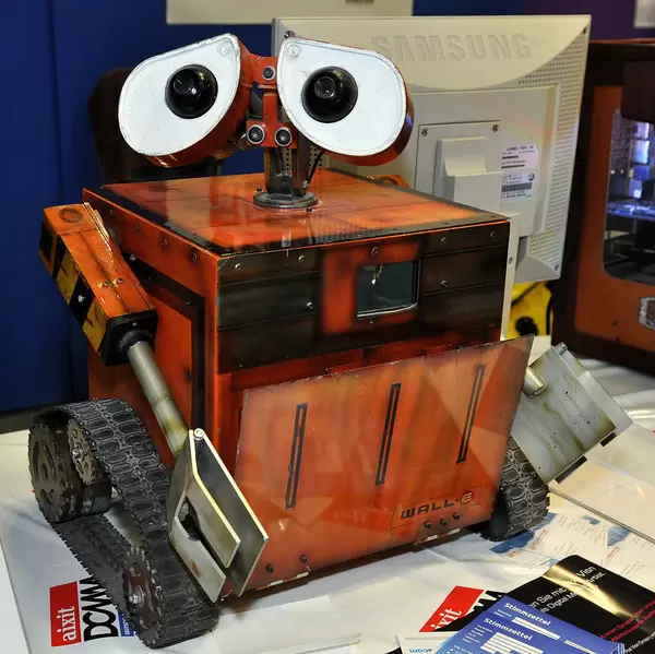 Case Modding: Wall-E