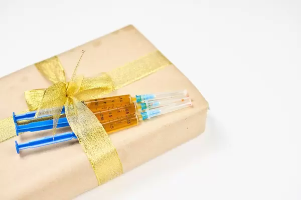 Celebrating Christmas holidays in quarantine