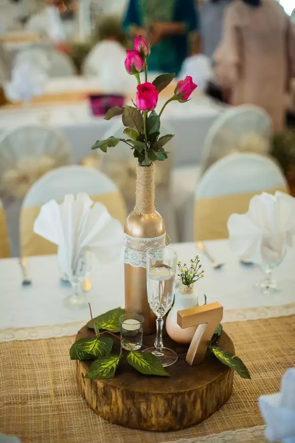 Center piece at a wedding table