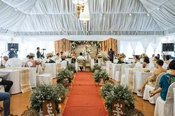 Center shot of a wedding at Zaycoland Resort, Kabankalan City  Flip 2019