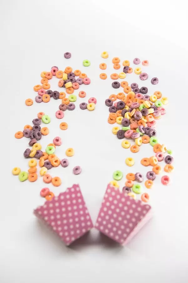 Cereal coming out of pink cardboard cups (Flip 2019)