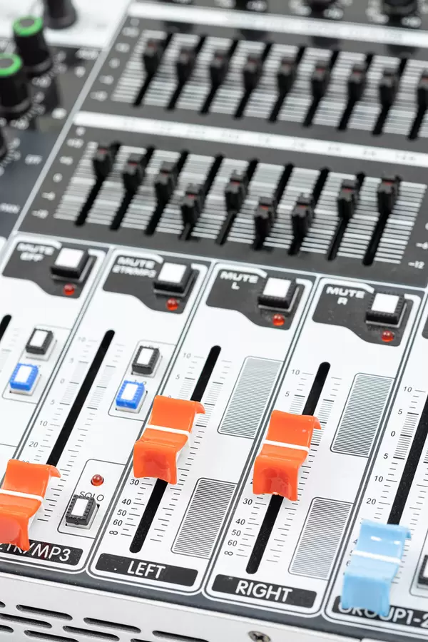 Channel details of Studio Mixer equipment technology for sound recording
