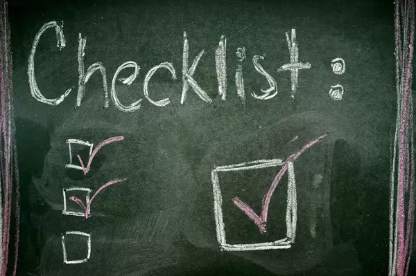 CHECKLIST written with chalk