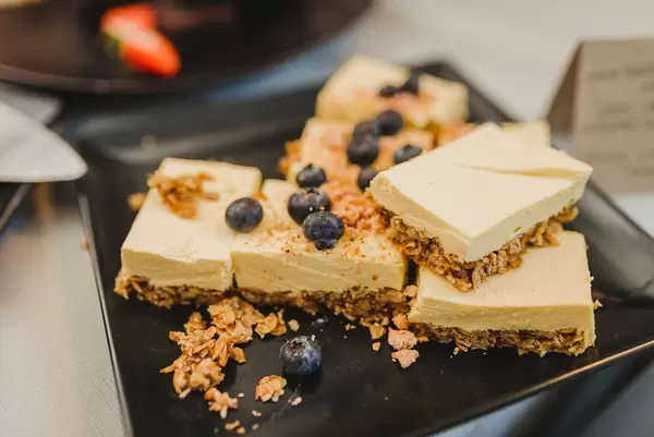 Cheese Cake With Nuts And Blueberries (Flip 2019)