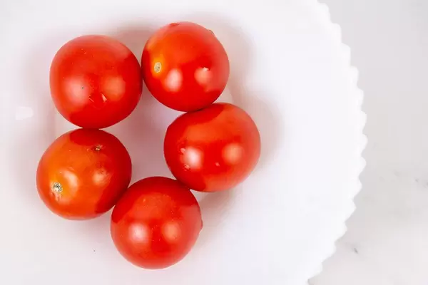 Cherry Tomatoes in the white bowl (Flip 2019)