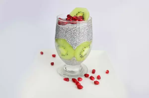 Chia pudding with fruit