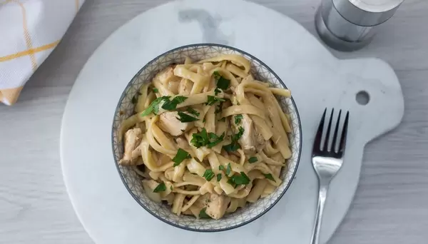 Chicken Alfredo Pasta Draufsicht 1