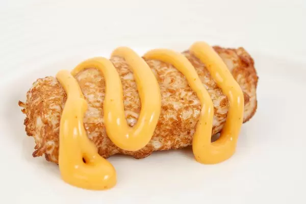 Chicken Breasts in Chilli sauce with mustard sauce above