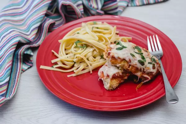 chicken parmagiani with pasta