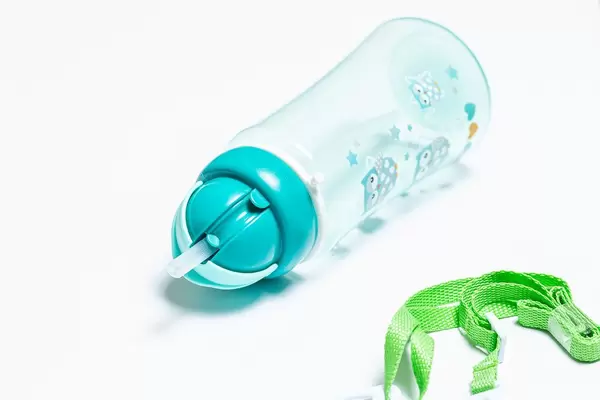 Children's empty bottle on a white background (Flip 2020)