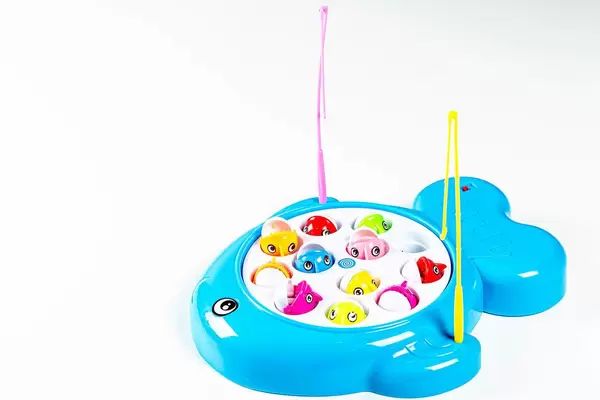 Children's game fishing with colorful fish and two fishing rods (Flip 2019)