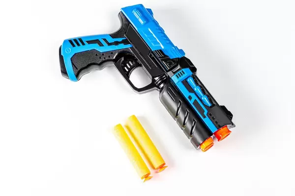 Children's plastic pistol with cartridges (Flip 2020)