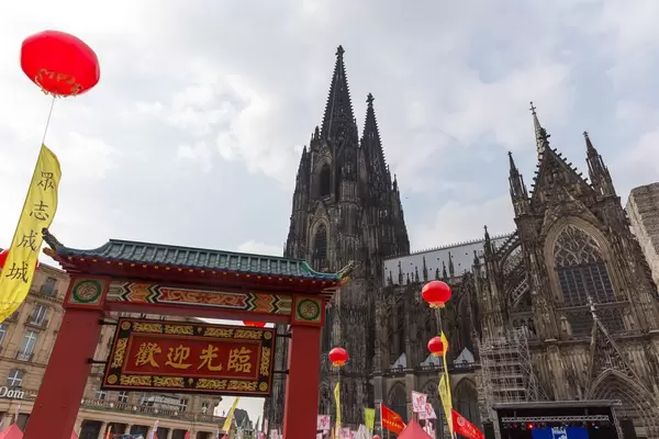 Chinafest and Cologne Cathedral in the background