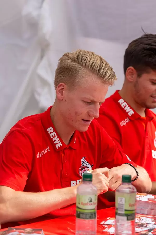 Chris Führich während der Autogrammstunde