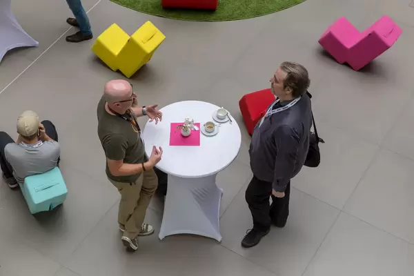 Christian Bell (@Kottem1) im Gespräch mit Stefan Evertz (@hirnrinde)