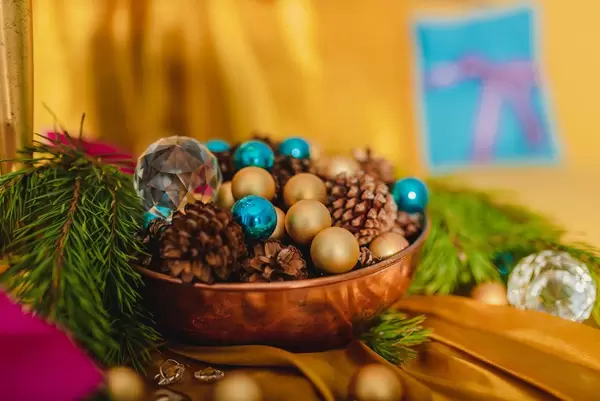 Christmas Set Wuth Pines, Balls And Crystal (Flip 2019)