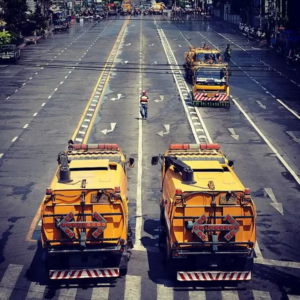Cleanup after protests in Bangkok ended. #bangkok #protests #bangkokprotests #thailand #instapic #picoftheday #streetart