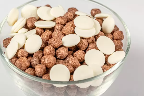 Close-up of corn balls with chocolate