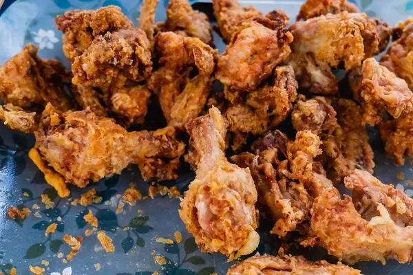 Close up of delicious fried chicken  (Flip 2019)