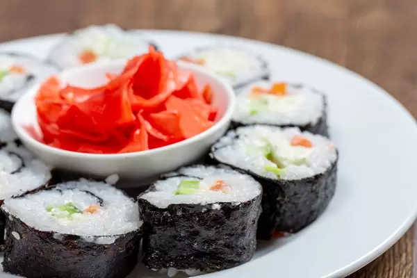 Close-up of homemade sushi rolls with pickled ginger (Flip 2019)