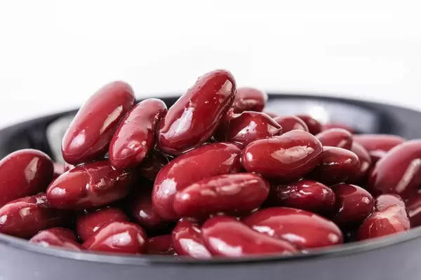 Closeup of Red Kidney Beans in the bowl (Flip 2019)