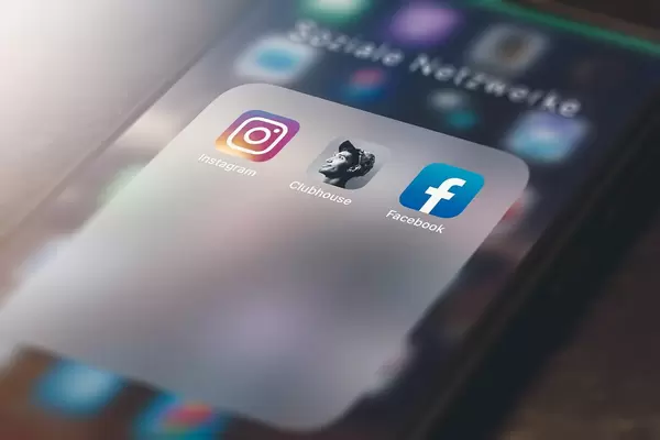 Clubhouse drop in audio chat application view on the smartphone
