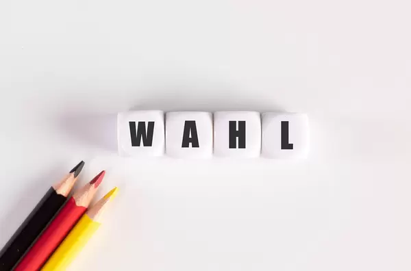 Color pencils with cubes with Wahl text