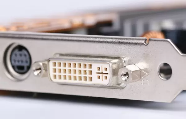 Computer graphic card with DVI connector