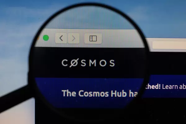 Cosmos logo under magnifying glass