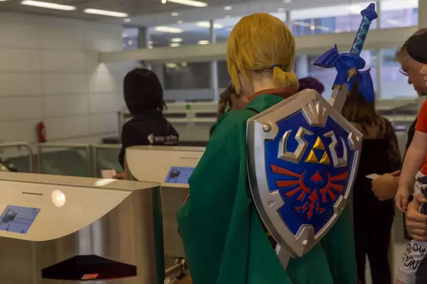 Cosplayer clad as Link from The Legend of Zelda