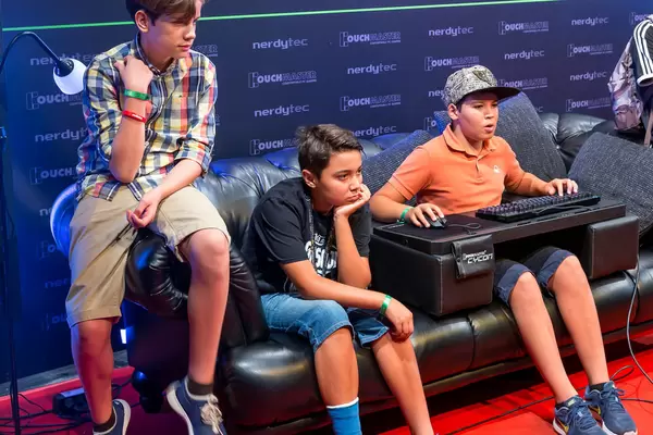 Couchmaster: Zocken auf der Couch