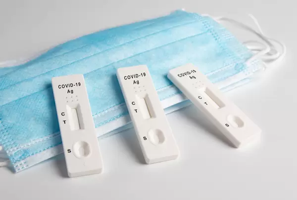 Covid-19 Antigen tests with medical face masks